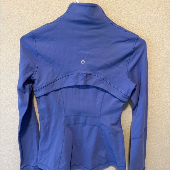 Lululemon Definite Jacket - Size 4 Preloved, excellent condition! - Picture 2 of 5